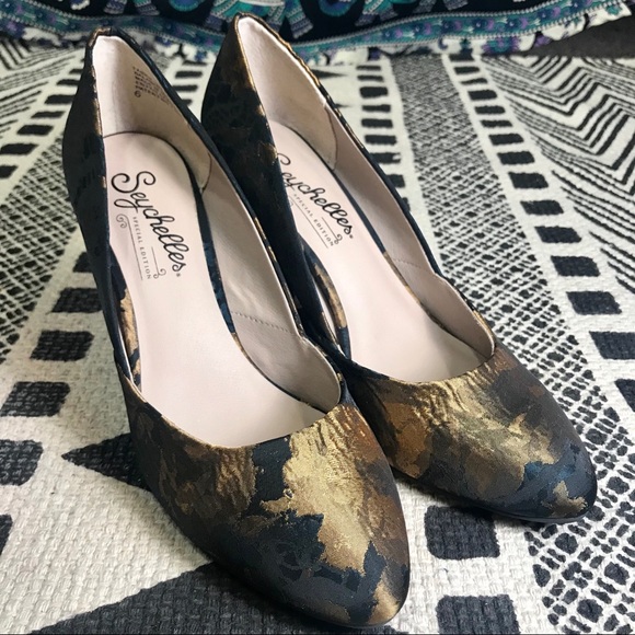 Like New Anthropologie Seychelles Special Ed Heels - Picture 4 of 8